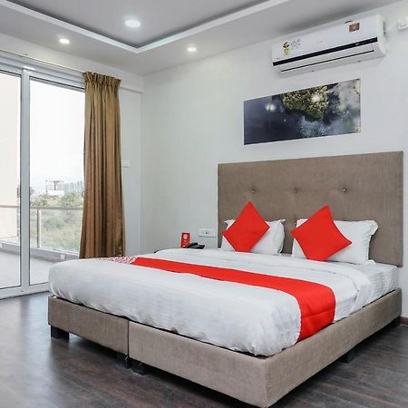 Oyo 16832 Hotel I Suite 2 Mangvadi ภายนอก รูปภาพ