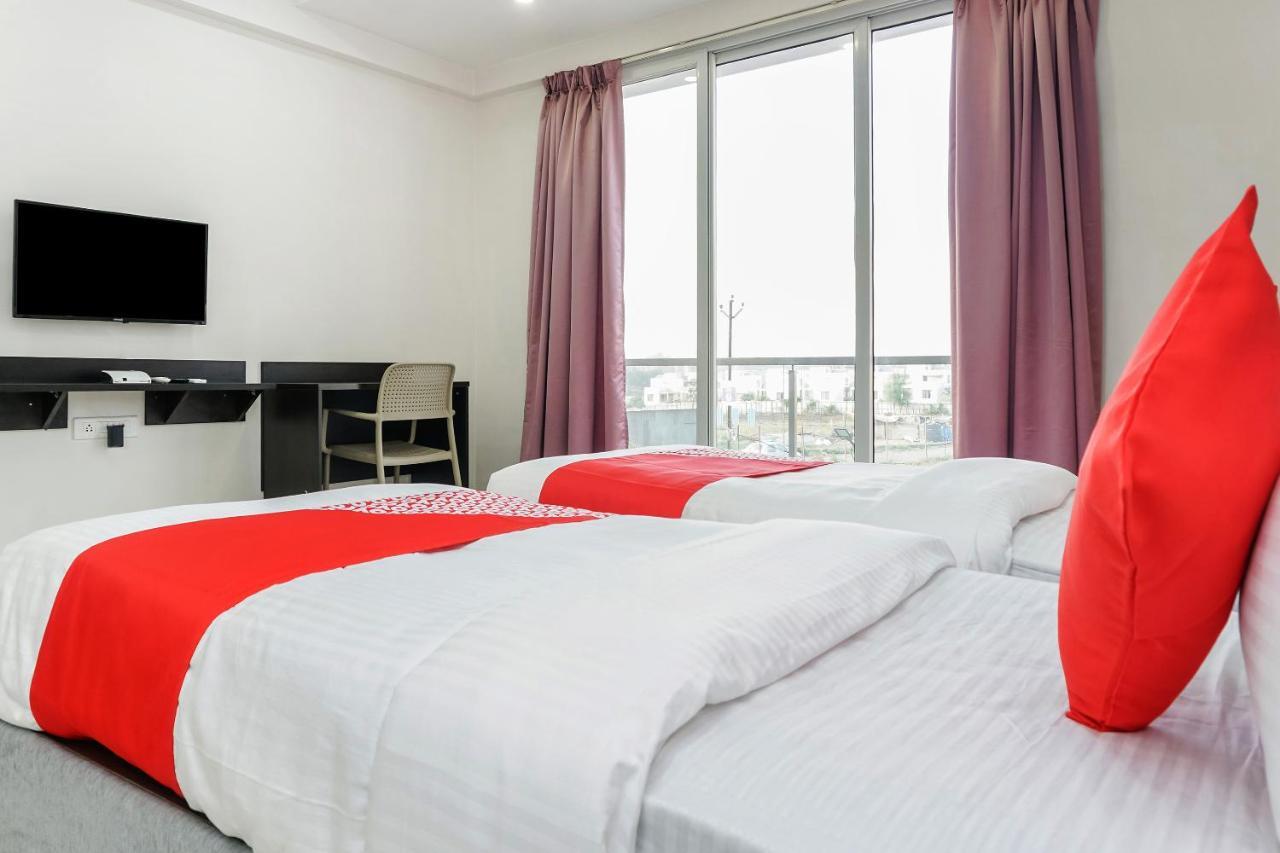Oyo 16832 Hotel I Suite 2 Mangvadi ภายนอก รูปภาพ