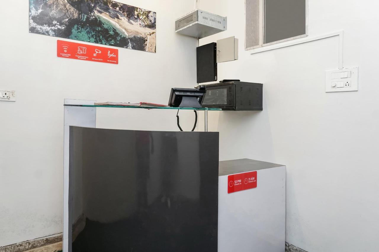 Oyo 16832 Hotel I Suite 2 Mangvadi ภายนอก รูปภาพ